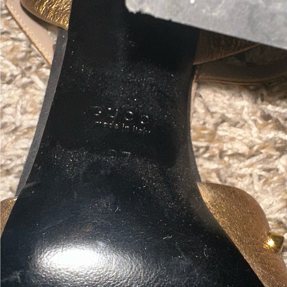 Gucci Metallic Gold Studded T-Strap Sandals - Picture 8 of 8
